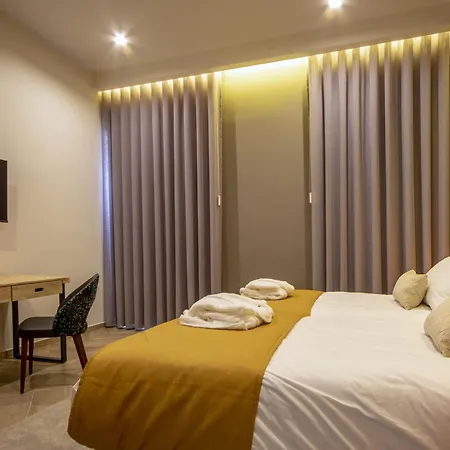 בית הארחה Jacaranda פארו