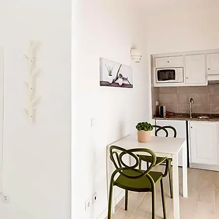 Jacaranda Gasthuis 4*
